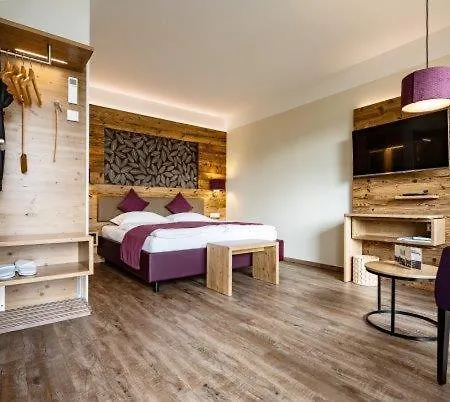 Pensjonat Triad Gaestehaus Dz Krumbach (Lower Austria)